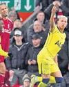 Richarlison scores to save Spurs from brink of another defeat20