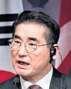 S Korean prosecutors detain ex-defence chief over martial law imposition