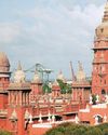 மாணவியை வகுப்பறைக்கு வெளியே தேர்வெழுத வைத்த விவகாரம்