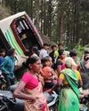 கொல்லிமலையில் வேன் கவிழ்ந்து 20 பேர் காயம் கொல்லிமலையில் வேன் கவிழ்ந்து 20 பேர் காயம்