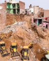 உ.பி.: மதுராவில் அடுக்குமாடி வீடு இடிந்து மூவர் உயிரிழப்பு29