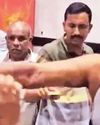 மகாராஷ்டிரம்: உணவு விடுதி ஊழியரைத் தாக்கிய ஆளும் கட்சி எம்எல்ஏ39