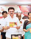 திமுக தேர்தல் அறிக்கை: கருத்து கேட்க புதிய செயலி அறிமுகம் திமுக தேர்தல் அறிக்கை: கருத்து கேட்க புதிய செயலி அறிமுகம்12