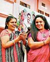 இந்தியாவில் ஜனநாயக அமைப்புகள் மீது தாக்குதல்85