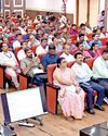 முதியோர், மாற்றுத்திறனாளிகளின் தபால் வாக்குகளைப் பெற 96 குழுக்கள்14
