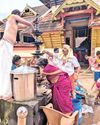 பரமம் பவித்ரம்: 171 கோயில்களில் உழவாரப் பணி...73