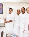 எடப்பாடி பழனிசாமி-எஸ்.பி.வேலுமணி சமரசம் எடப்பாடி பழனிசாமி-எஸ்.பி.வேலுமணி சமரசம்28