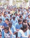 சென்னை மாநகராட்சியில் ஒப்பந்த மருத்துவர்கள் செவிலியர்கள் திடீர் உள்ளிருப்புப் போராட்டம் சென்னை மாநகராட்சியில் ஒப்பந்த மருத்துவர்கள் செவிலியர்கள் திடீர் உள்ளிருப்புப் போராட்டம்19
