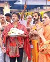 கொல்லூர் மூகாம்பிகை கோயிலில் முதல்வர் விஜய் சிறப்பு வழிபாடு கொல்லூர் மூகாம்பிகை கோயிலில் முதல்வர் விஜய் சிறப்பு வழிபாடு74