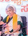 இந்தியாவின் சாதனைகளைக் குறைத்துப் பேசும் ராகுல் இந்தியாவின் சாதனைகளைக் குறைத்துப் பேசும் ராகுல்35
