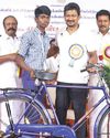 வாழ்க்கையில் நம்பிக்கையையும், ஆற்றலையும் தருவது கல்வி மட்டுமே8