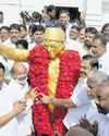 எம்.ஜி.ஆர் பிறந்த நாள்: பிரதமர், தலைவர்கள் புகழாரம்0