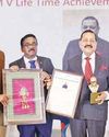மத்திய அமைச்சர் ஜிதேந்திர சிங்குக்கு வாழ்நாள் சாதனையாளர் விருது16