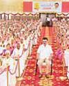 70 வயதை நிறைவு செய்த 500 மூத்த தம்பதியரை சிறப்பித்தார் முதல்வர்7