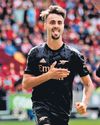 Arsenal go top of the table with clinical display over Brentford Arsenal go top of the table with clinical display over Brentford14