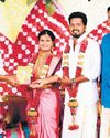Teacher gifts Tamil poet Avvaiyar's booklets to 800 guests to mark daughter's wedding Teacher gifts Tamil poet Avvaiyar's booklets to 800 guests to mark daughter's wedding14