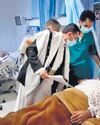 85 die in crush as Yemenis gather to collect handout 85 die in crush as Yemenis gather to collect handout34