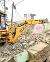 Razing of Wazirpur slums on, AAP meets displaced families13