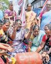 Rumours spark panic buying of fuel19