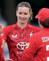 England hoping for a Red Roses act31