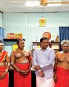 காளாஞ்சி வழங்கி வைப்பு14