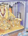 पूर्व मुख्यमंत्री राजे ने अपना जन्मदिन बीएसएफ के जवानों के साथ मनाया26