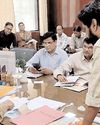 बजट घोषणाओं को धरातल पर उतारने में जुट जाएं : मीना बजट घोषणाओं को धरातल पर उतारने में जुट जाएं : मीना24