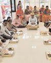 कुमारापार्क में चिंतामणि पार्श्वनाथ जैन मंदिर के प्रतिष्ठा महोत्सव की पत्रिका का लेखन कार्य विधिवत संपन्न कुमारापार्क में चिंतामणि पार्श्वनाथ जैन मंदिर के प्रतिष्ठा महोत्सव की पत्रिका का लेखन कार्य विधिवत संपन्न