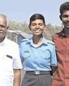 संघर्षों को पार कर तमिलनाडु की पोनशर्मिनी बनीं वायुसेना में 'फ्लाइंग ऑफिसर'5