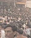 एक रुपये के जूते के 'ऑफर' पर कोझिकोड की दुकान पर उमड़ी भीड़, पुलिस ने किया लाठीचार्ज17
