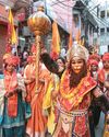धूमधाम से मनाई गई रामनवमी, अयोध्या में लाखों श्रद्धालु पहुंचे1
