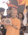 खतरे के समय अंततः हिंसा ही अपनानी पड़ती है, यह काम बखूबी करती है भारतीय सेना : योगी खतरे के समय अंततः हिंसा ही अपनानी पड़ती है, यह काम बखूबी करती है भारतीय सेना : योगी14