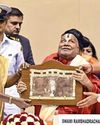 संस्कृत विद्वान रामभद्राचार्य ज्ञानपीठ पुरस्कार से सम्मानित संस्कृत विद्वान रामभद्राचार्य ज्ञानपीठ पुरस्कार से सम्मानित