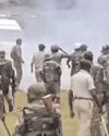 झारखंडः 'हूल दिवस' के कार्यक्रम से पहले प्रदर्शनकारियों पर पुलिस ने लाठीचार्ज किया29