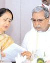मेरे पास क्या विकल्प है? मुझे उनके साथ खड़ा होना होगाः डी.के. शिवकुमार24
