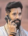 चिराग पासवान की अधिक सीट की मांग ने राजग के लिए समीकरणों को पेचीदा बनाया चिराग पासवान की अधिक सीट की मांग ने राजग के लिए समीकरणों को पेचीदा बनाया20