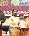 भारतीय कारीगरों को विशिष्ट जीआई टैग हासिल करने पर ध्यान देना चाहिए : मुर्मू भारतीय कारीगरों को विशिष्ट जीआई टैग हासिल करने पर ध्यान देना चाहिए : मुर्मू2