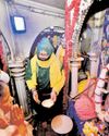 मुख्यमंत्री ने श्रीनाथजी मंदिर में किए दर्शन13