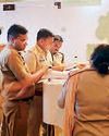 80 से ज्यादा स्पॉ सेंटर्स पर पुलिस की दबिश, बाहर से आई युवतियों के दस्तावेज-आईडी की जांच भी 80 से ज्यादा स्पॉ सेंटर्स पर पुलिस की दबिश, बाहर से आई युवतियों के दस्तावेज-आईडी की जांच भी10