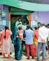 तीन माह का चावल मिलने से हितग्राही खुश, ले जाने का खर्च बढ़ा, 100-150 लग रहा भाड़ा12