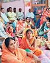 भाजपा जिलाध्यक्ष ने सांकरा में कार्यकर्ताओं संग सुनी मन की बात13