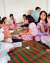 बच्चों ने वेस्ट पेपर से बनाई कलाकृतियां5