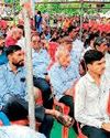 गुदगुदा में आयोजित हुआ ब्लाक स्तरीय शाला प्रवेशोत्सव19