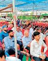 ब्लाकस्तरीय शाला प्रवेशोत्सव में प्रतिभावान छात्र हुए सम्मानित10