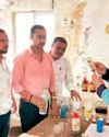 निगम के जल टेक्निशियनों ने पानी का पीएच मानक, टीडीएस चेक किया19