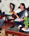 संगीत विवि की गतिशीलता से अवगत कराने राज्यपाल से मिली कुलपति संगीत विवि की गतिशीलता से अवगत कराने राज्यपाल से मिली कुलपति