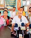 नेता ने पीटा, पुलिस ने पीड़िता पर किया एफआईआर7