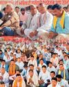 धरना में शामिल हुए जिले के आदिवासी12