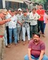 ट्रैफिक पुलिस से गुस्साए भाजपा जिला मंत्री ने दिया धरना8