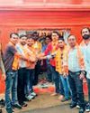 भक्तों ने मंदिरों में भेंट किया पीतल का गदा20